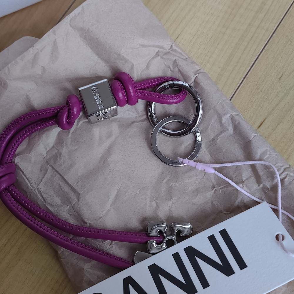 Ganni Purple Leather Key Holder with Silver Accents